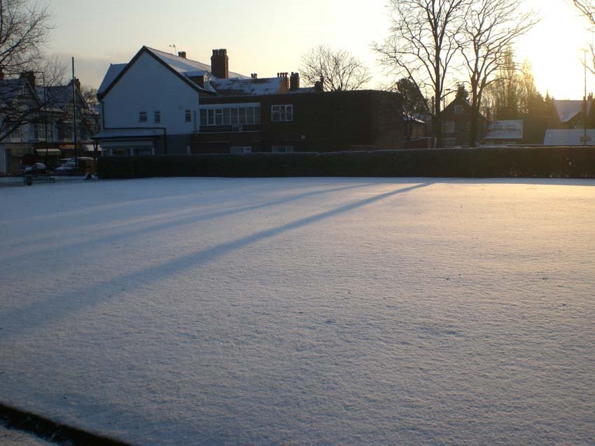 snow on bowling green