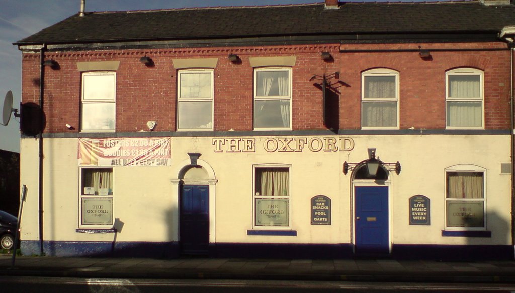 The Oxford, Stockport Road, Ashton under Lyne, lancashire, England, UK