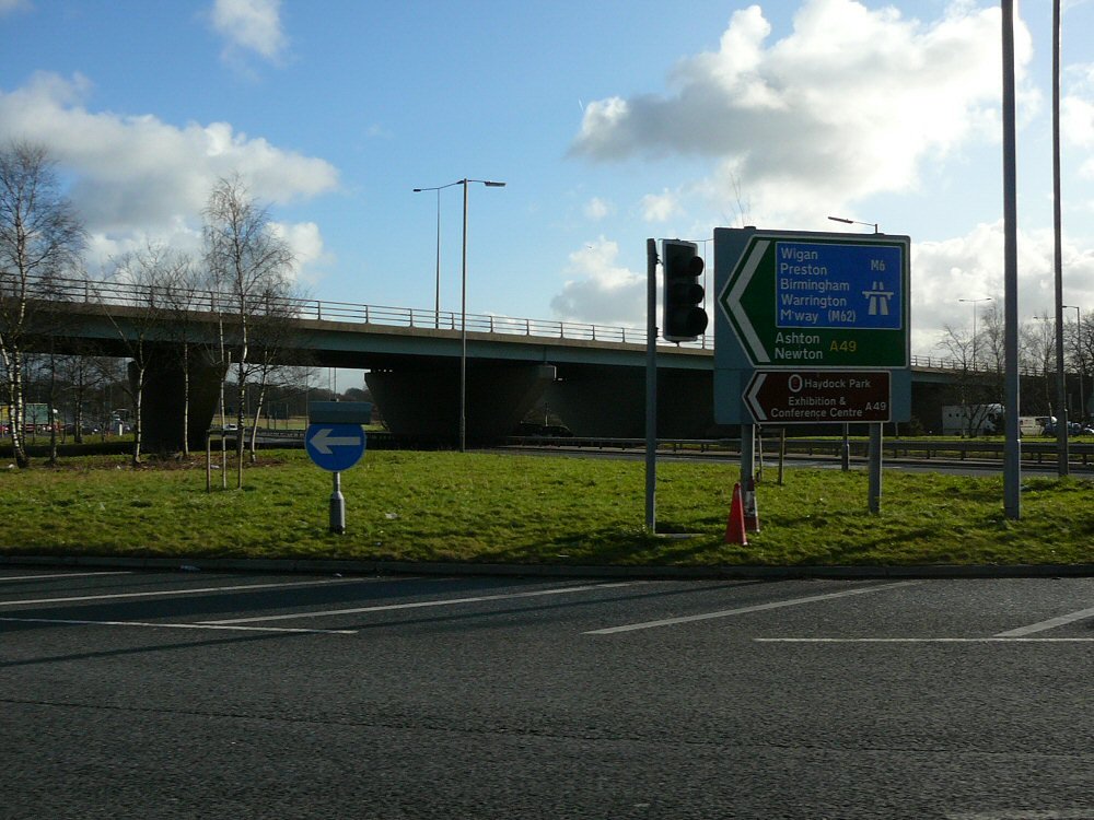 A 580 / M6 junction