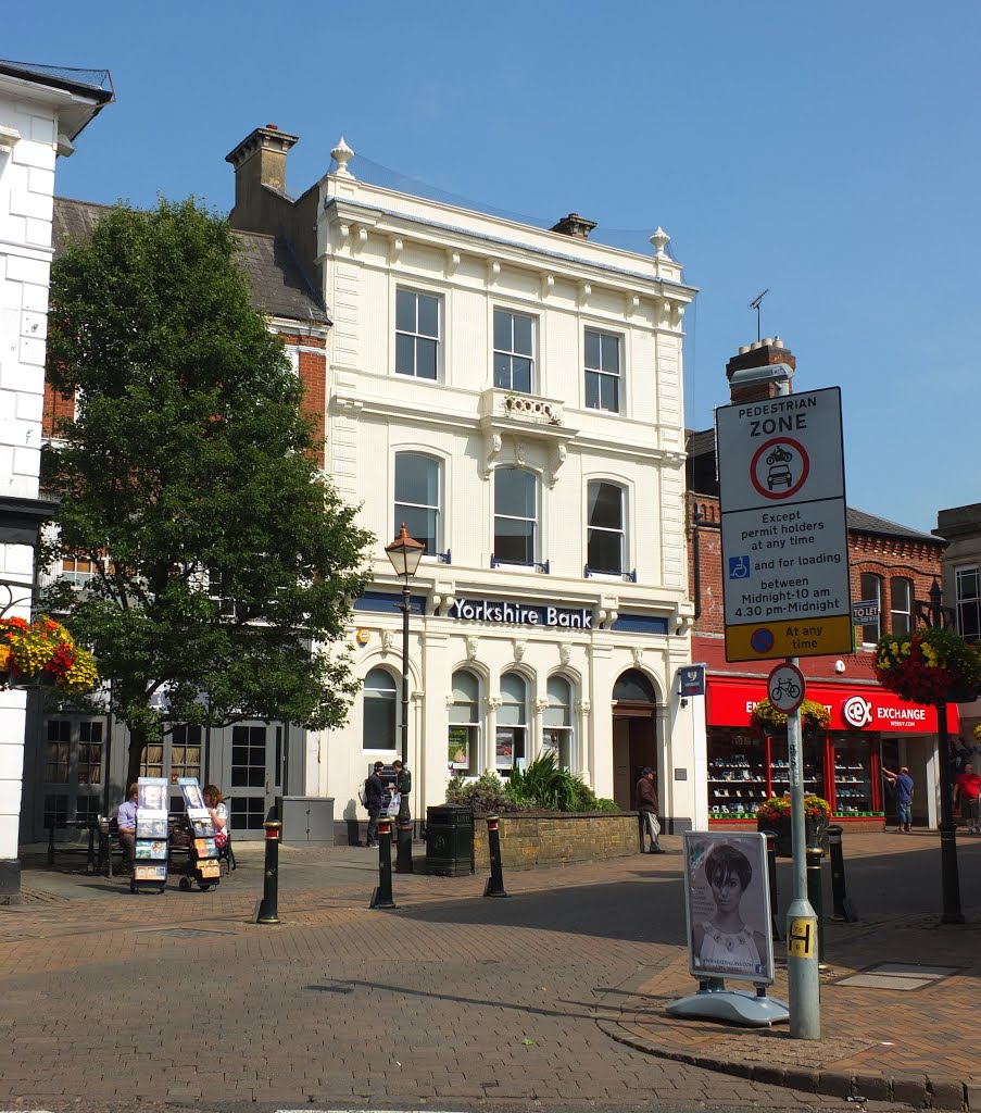 Banbury High Street.