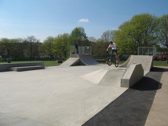 BANBURY SKATEPARK - BANBURY, OXFORDSHIRE
