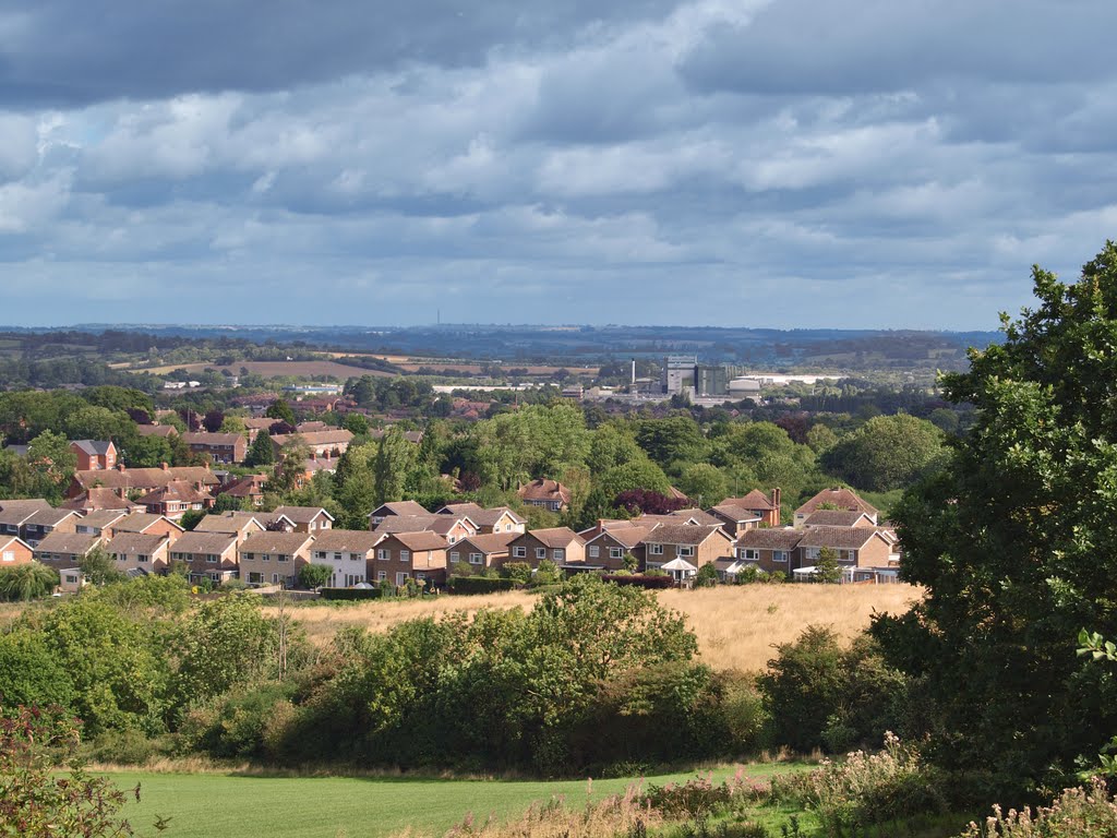 North from Crouch Hill over the edge of Banbury towards the Kraft Food factory