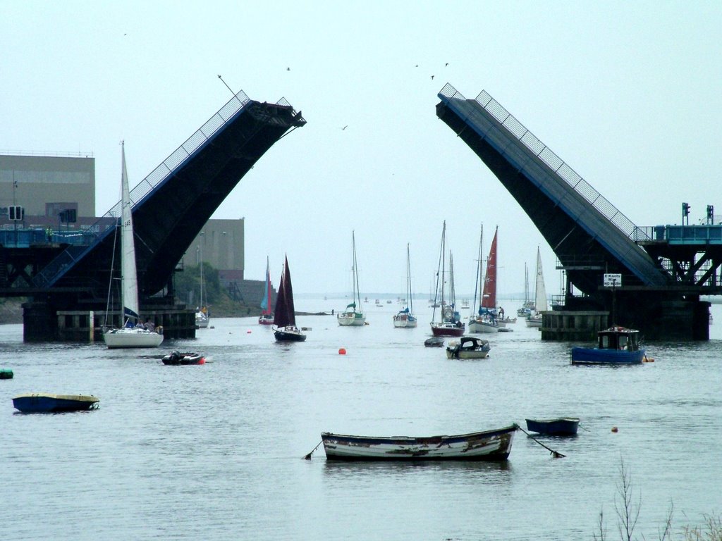 Jubilee Bridge Open