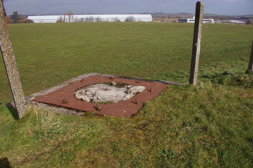Searchlight Base (?) S0016619