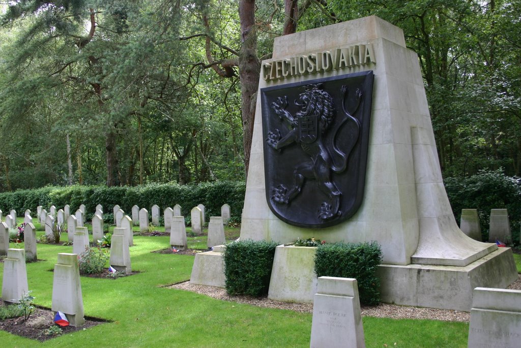 Czechoslovak monument