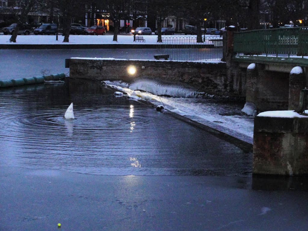 "Bottoms Up" at the Weir!