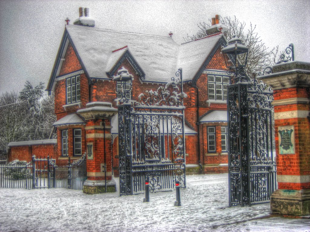 West Lodge, Bedford Park, Bedford