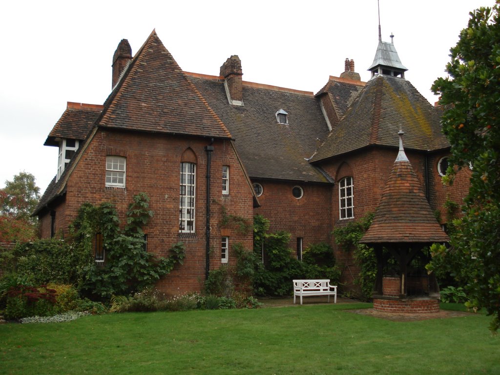 The Red House