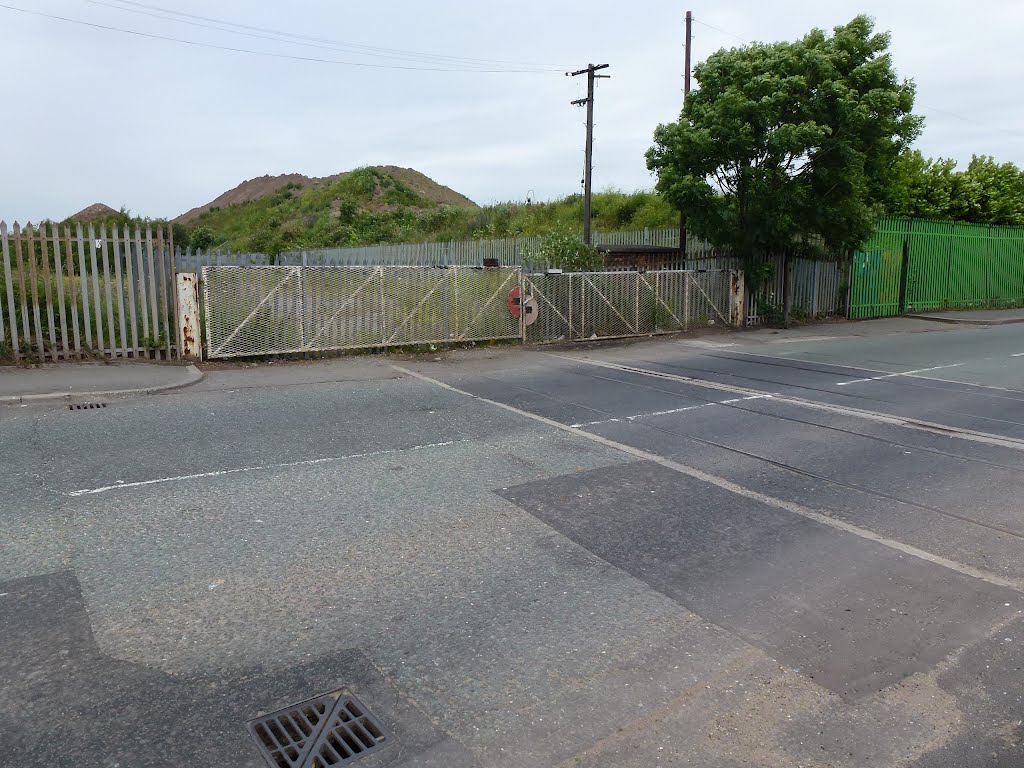 Disused Level Crossing.