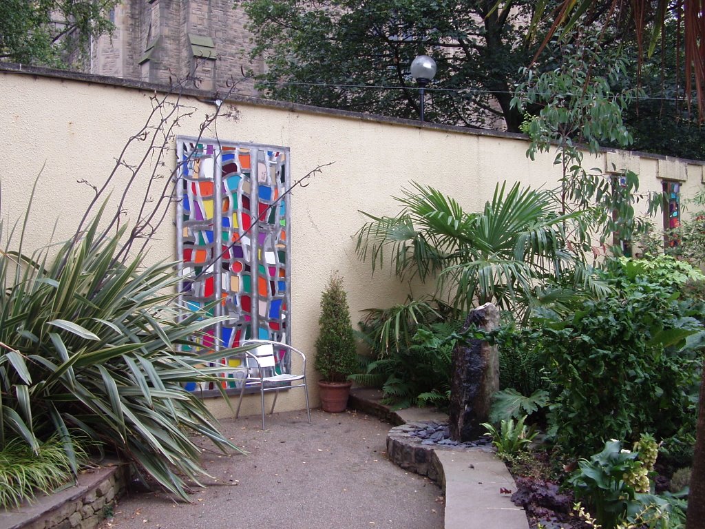 Rhubarb cafe courtyard.