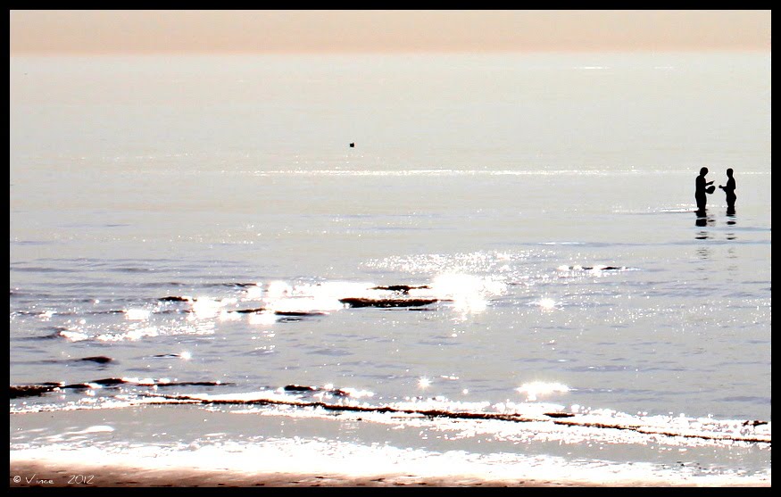 Discussion in the surf