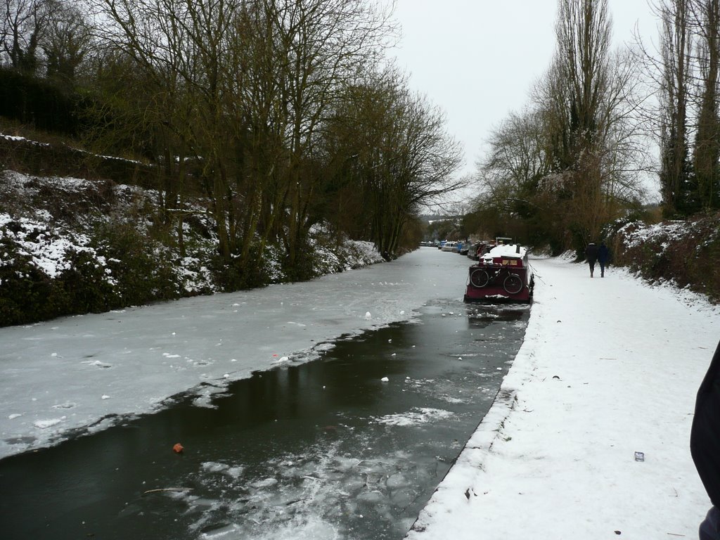 Looking towards Avoncliffe from Bradford on Avon. Sunday 10th January 2010.