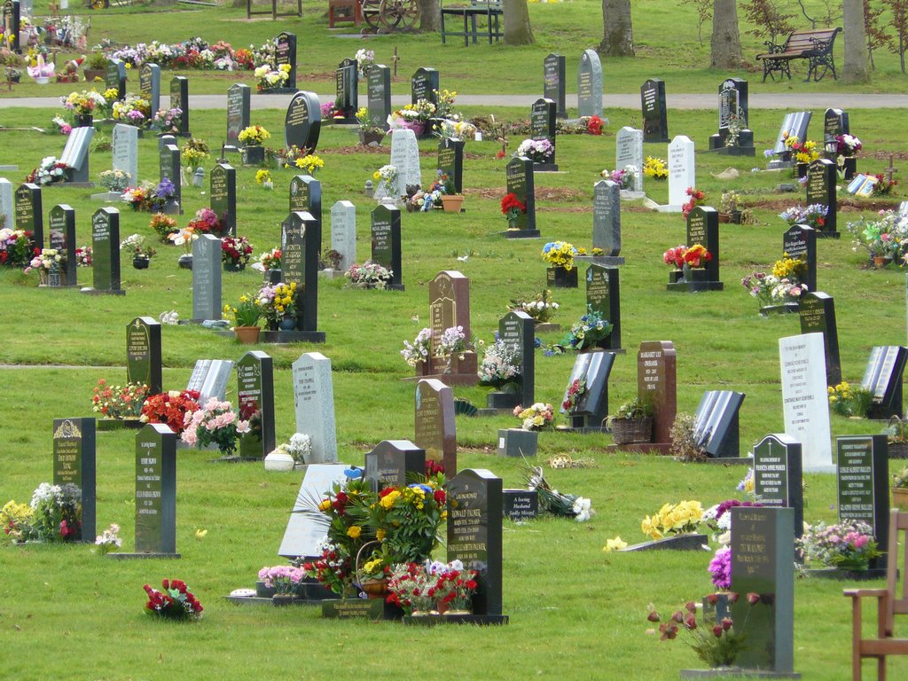 Mothers Day at Quantock Road Cemetery in Bridgwater - March 2008
