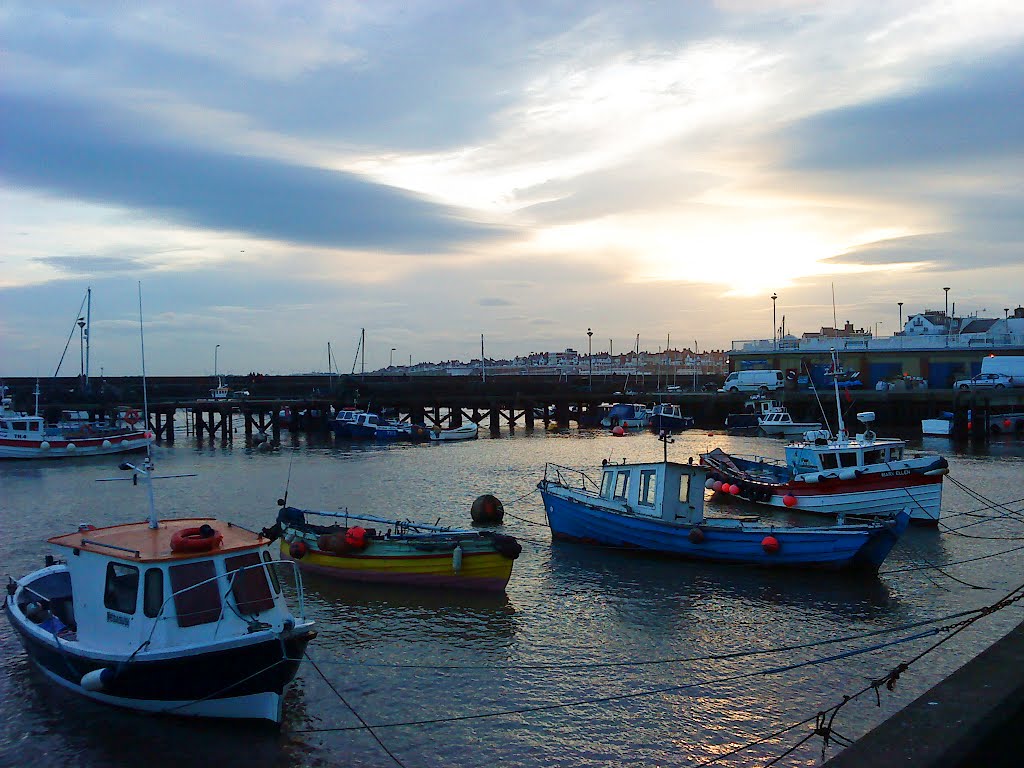 Bridlington Harbour At Dusk