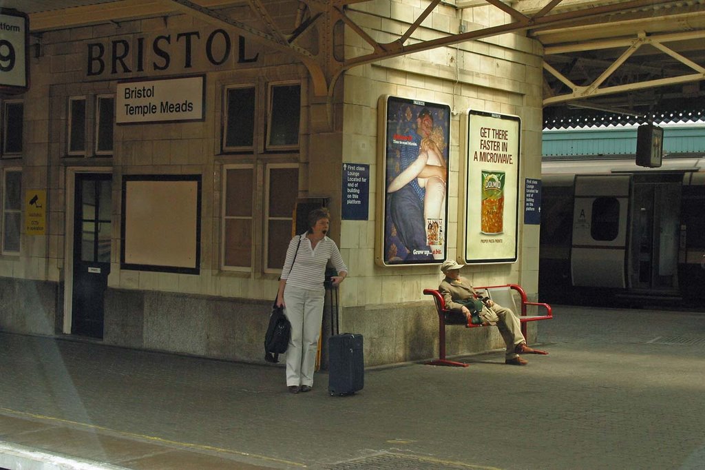 Bristol Temple Meads Railroad Station 13:55pm