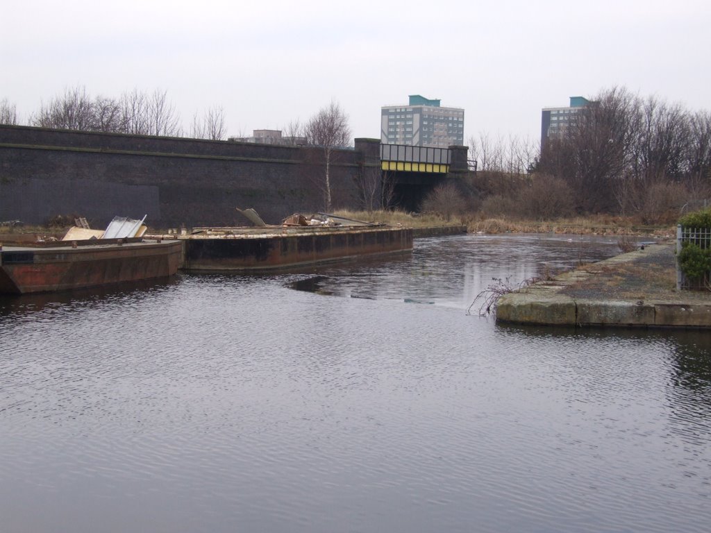 Wharf Off The Leeds & Liverpool Canal