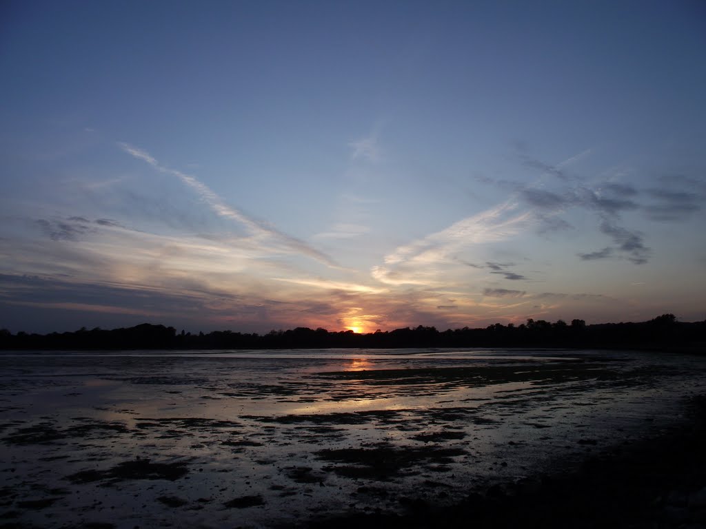 sunset over holesbay 2