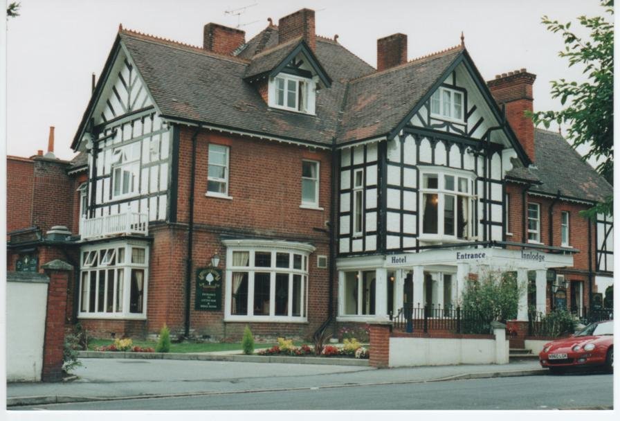 1.   Lytton Tree Hotel 1999