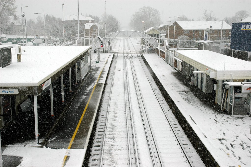 Wokingham Railway Station, April 2008