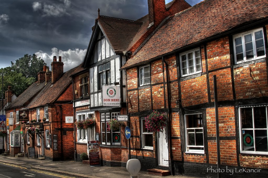 WOKINGHAM Don Beni Denmark Street by LeKancir