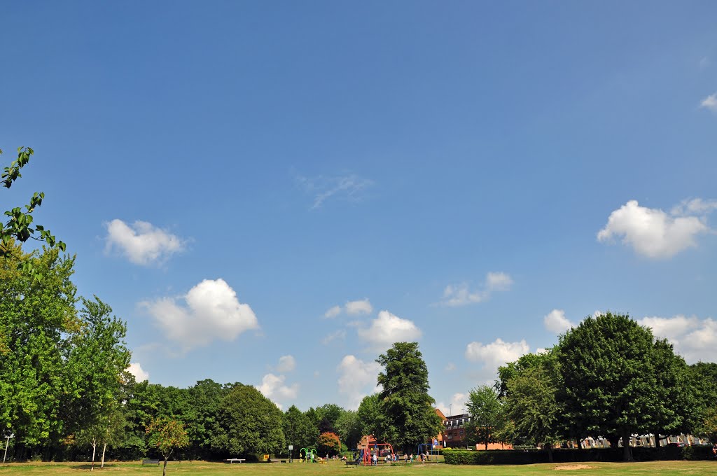 Elms Field, Wokingham