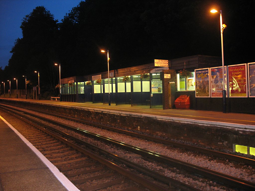 Godalming Rail at night