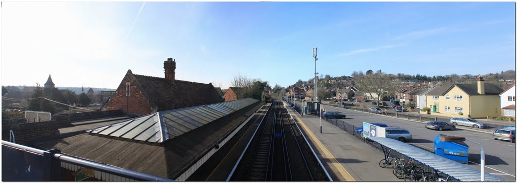 Farncombe rail towards London