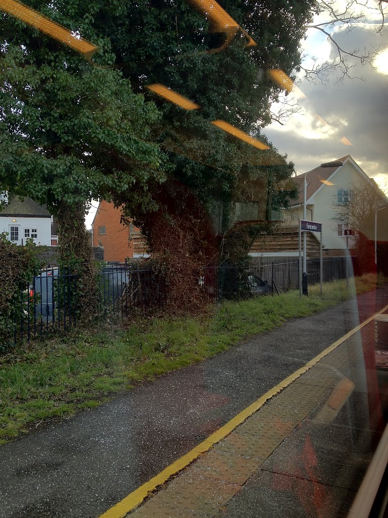 Farncombe station