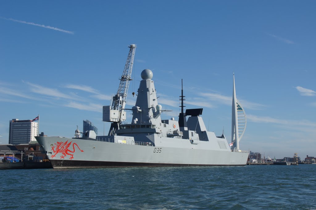 HMS DRAGON D35 Before the Dragon was ordered removed