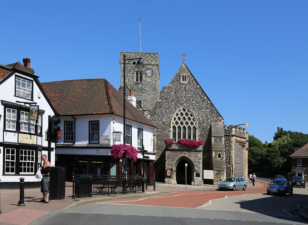 Bullace Lane, Wat Tyler Pub and Holy Trinity Church
