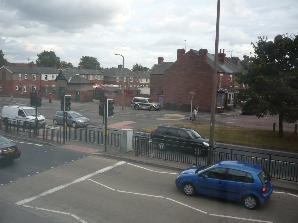 Doncaster - Carr House Road - zza szyby