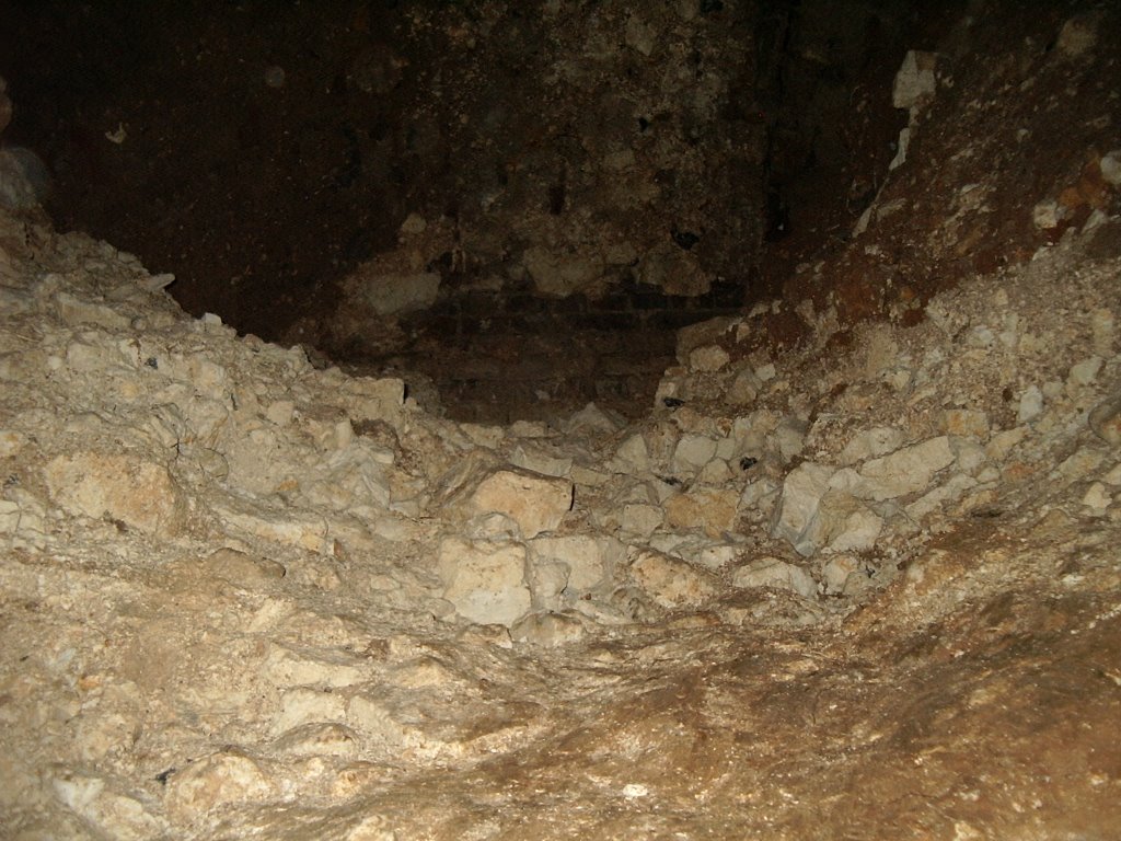 Cave-In Cavity, Devils Tunnel, North Centre Bastion, Western Heights, Dover, Kent, UK