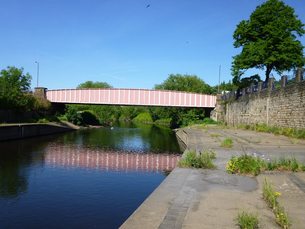 Mill St West road bridge