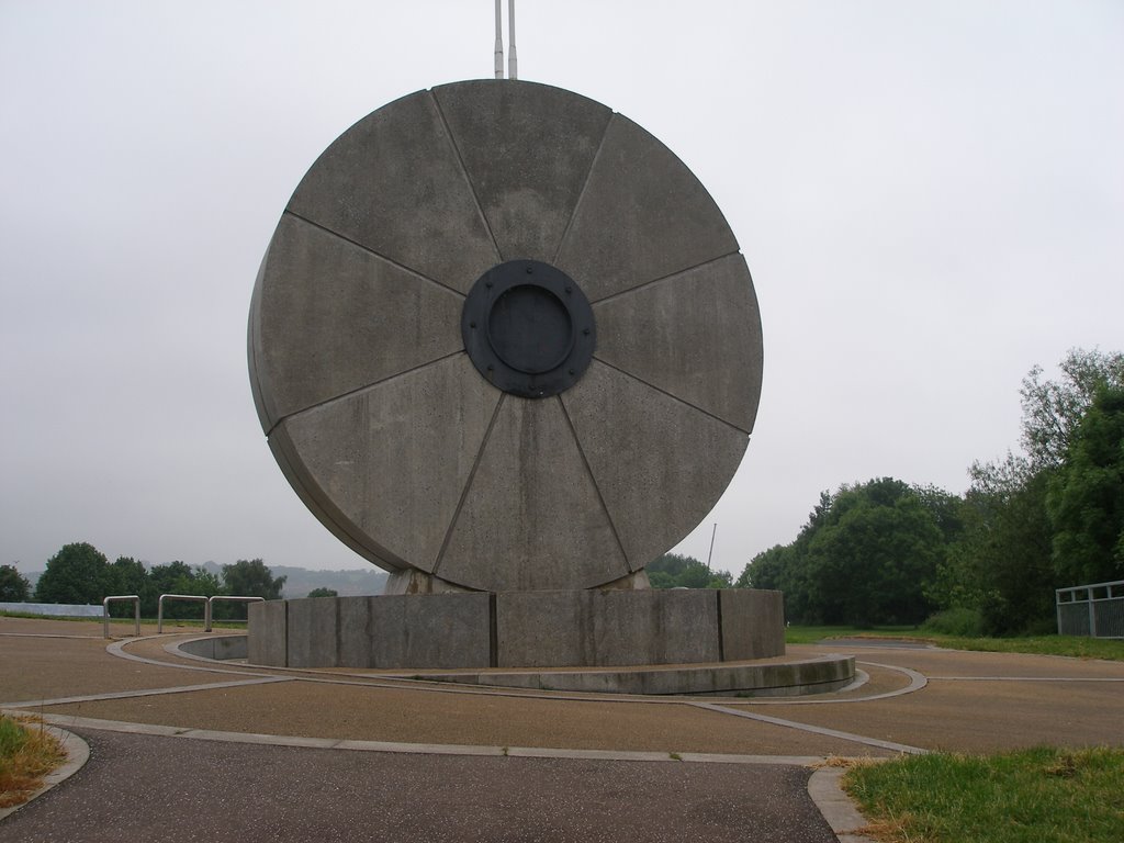 exeter cycle way sculpture