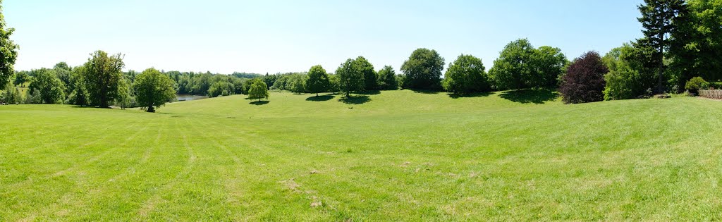 Saint Hill grounds
