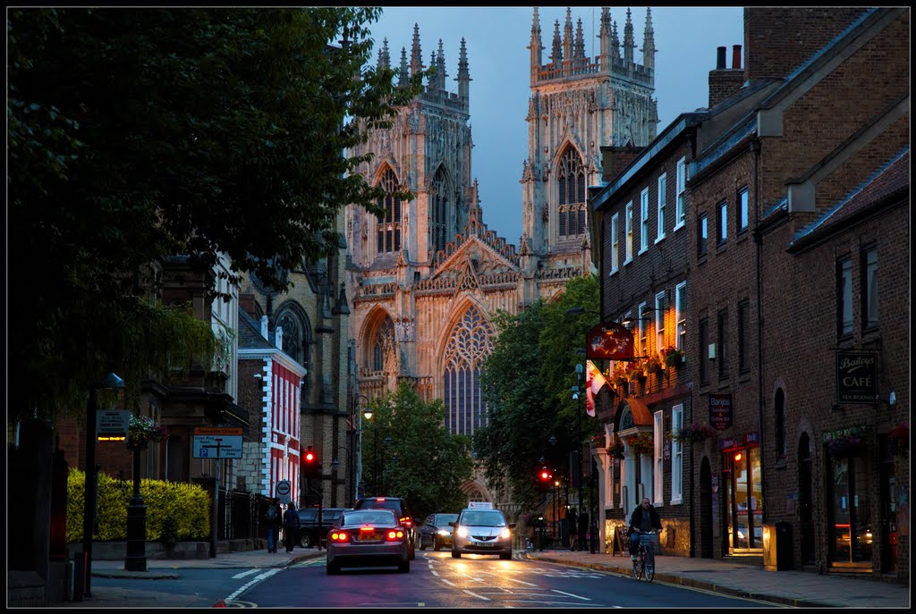 York Minster. Museum St.