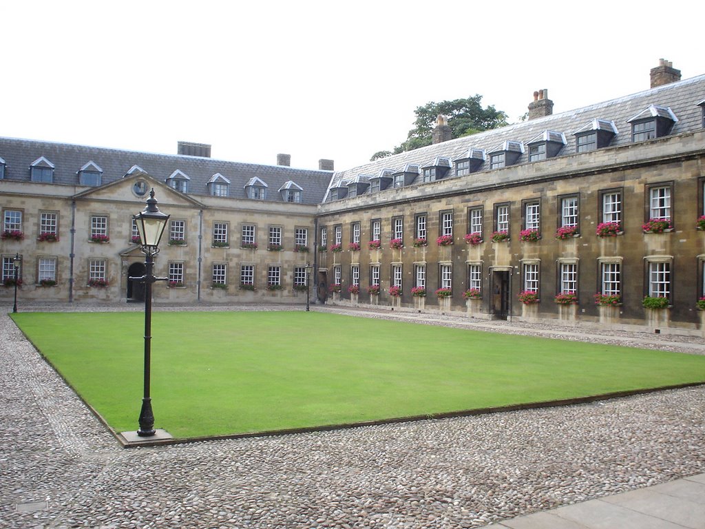 Cambridge - Inside Peterhouse