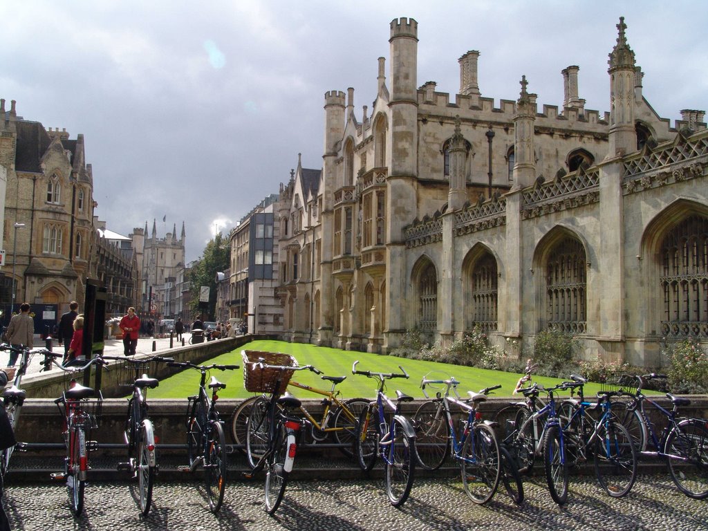 row of cylcles at Kings College