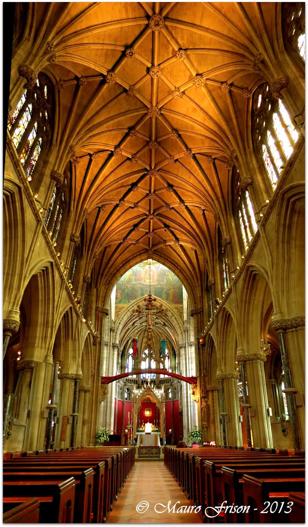Cambridge, Our Lady and the English Martyrs Church