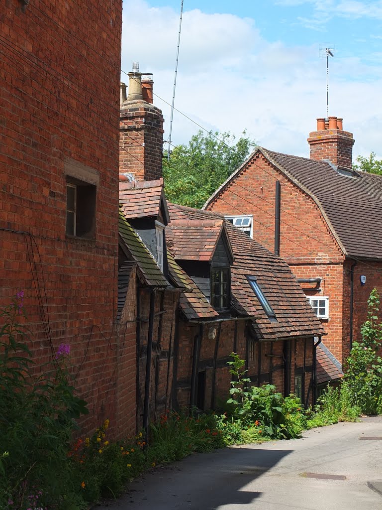 Kenilworth, School Lane,