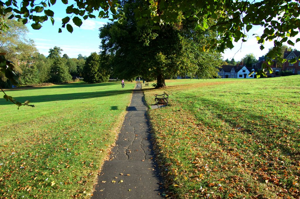 Path through Abbey fields, from Abbey end to Bridge street.Kenilworth