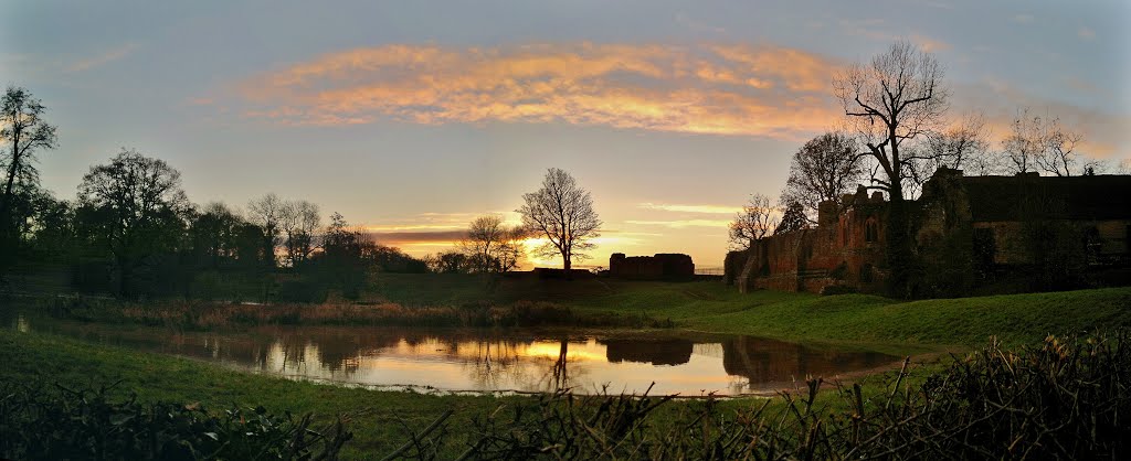 Sunset over a flooded Kenilworth Castle