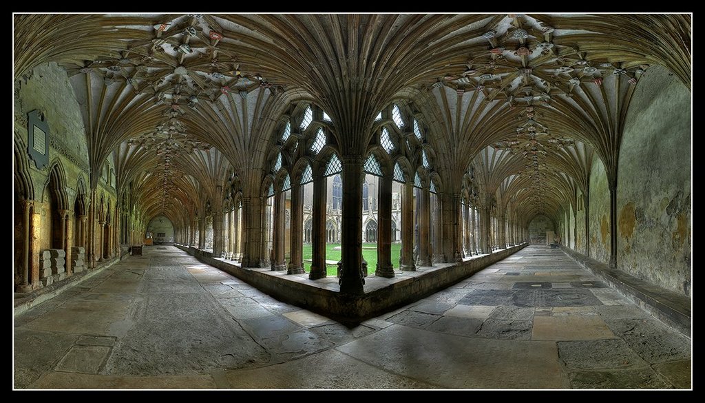 Canterbury cathedral cloister