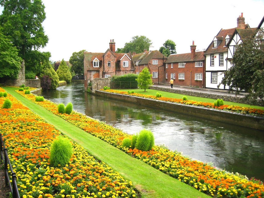 Park am Fluss - Canterbury - England