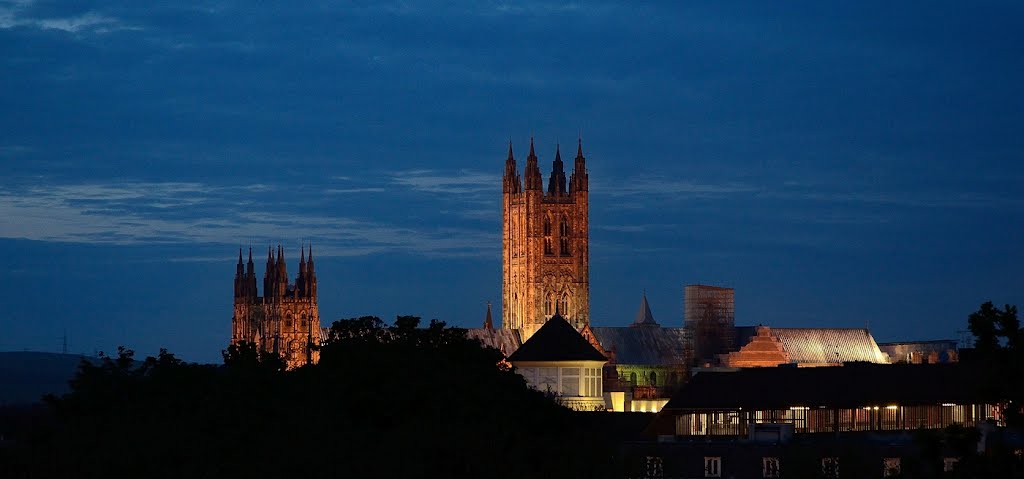 Cathédrale de canterbury vue de Dane John Gardens