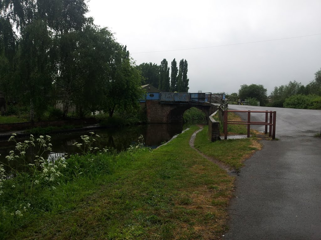Bridge 18 Worcester Staffordshire Canal