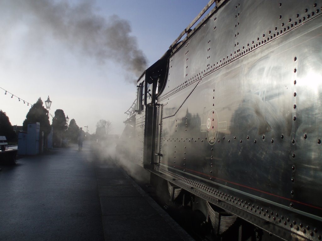 42968 steaming early on a winter morning at Kidderminster station