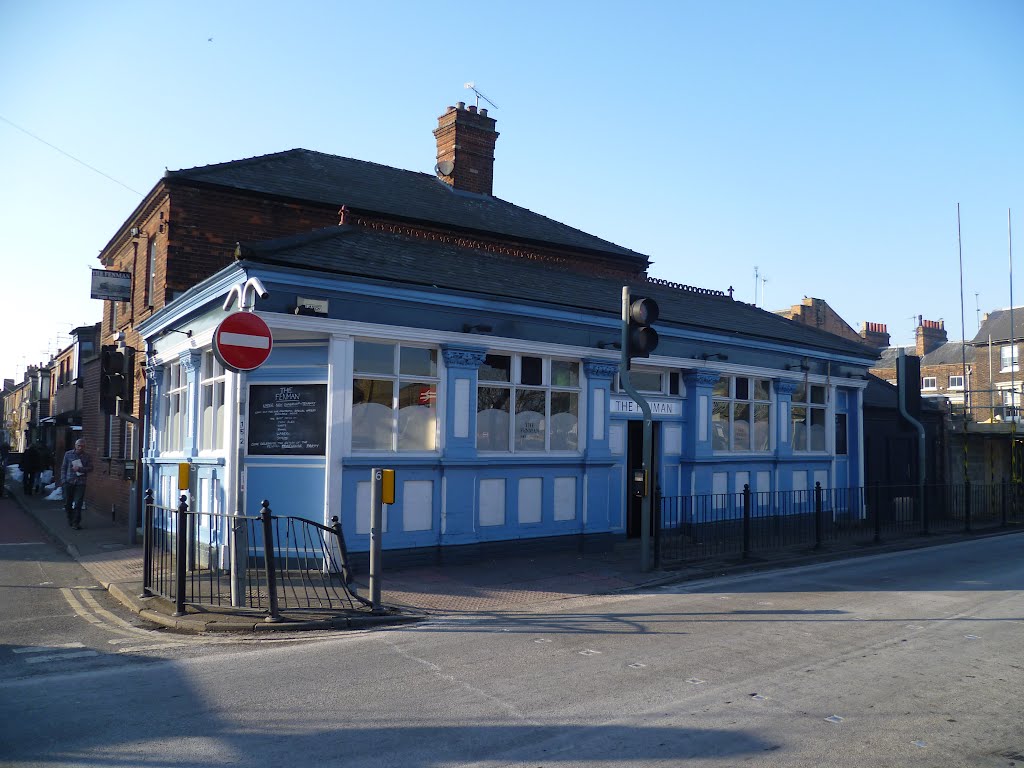 1129. the fenman(name of local train) public house, blackfriars road, kings lynn, norfolk. feb. 2012.