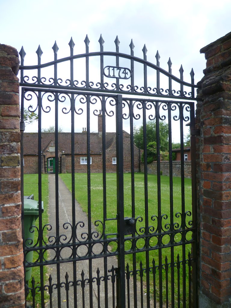 the oldest wrought iron gates I have seen all day. kings lynn, norfolk. 2012.