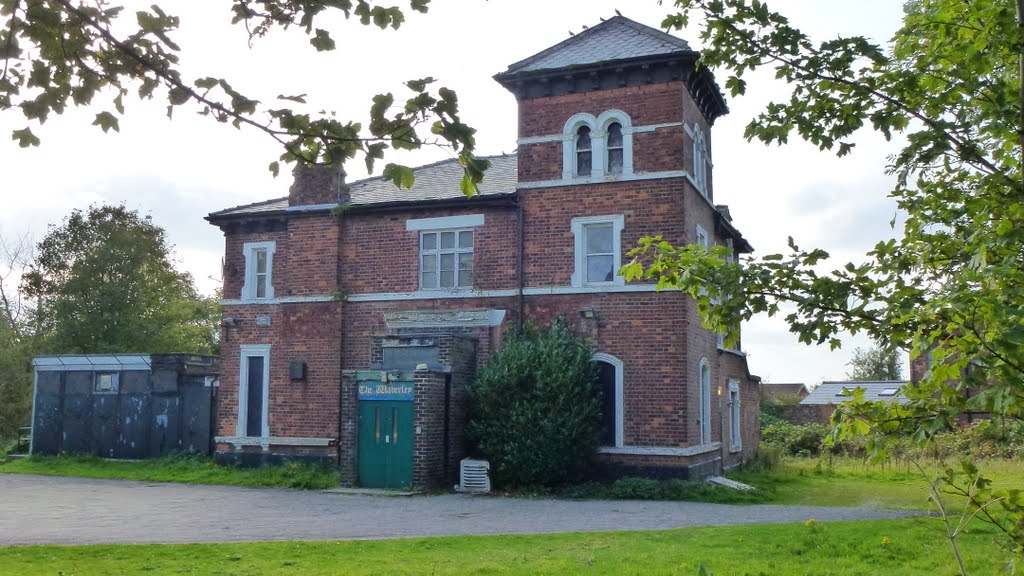 The Waverley (The Scarey House)